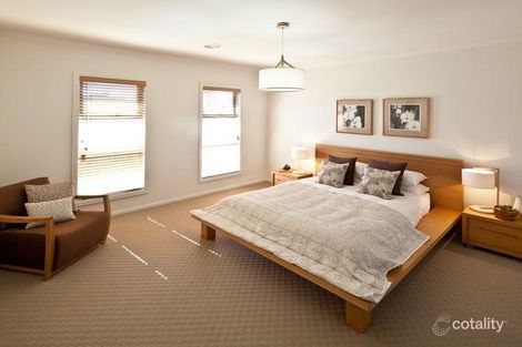 Property photo of 41 Mountjoy Circuit Clyde North VIC 3978