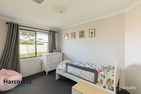 Property photo of 18 Fontenay Court Port Kennedy WA 6172