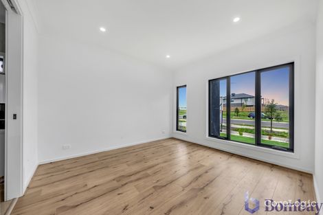 Property photo of 24 Earlington Drive Wollert VIC 3750