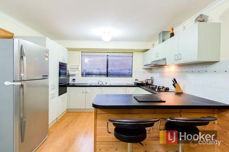 Property photo of 12 The Parkway Hampton Park VIC 3976