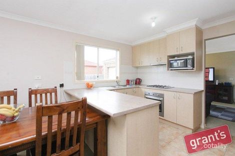 Property photo of 72 Dunbarton Drive Pakenham VIC 3810