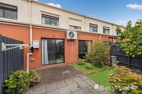 Property photo of 28/62 Andrew Street Melton South VIC 3338