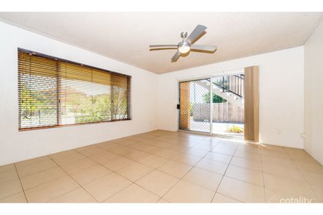 Property photo of 1/37 Middle Street Labrador QLD 4215