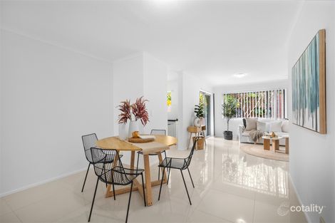 Property photo of 2/42 Eighth Avenue Coorparoo QLD 4151