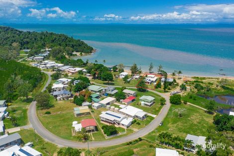 Property photo of 8 Davison Road Wilson Beach QLD 4800