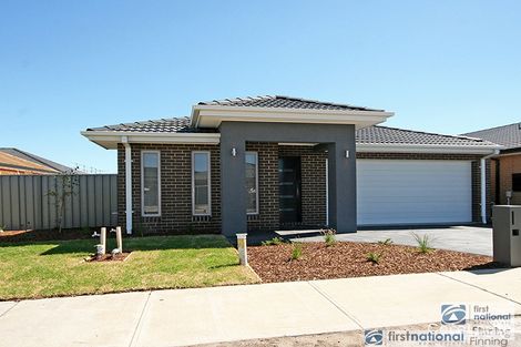 Property photo of 26 Brittle Gum Road Cranbourne East VIC 3977