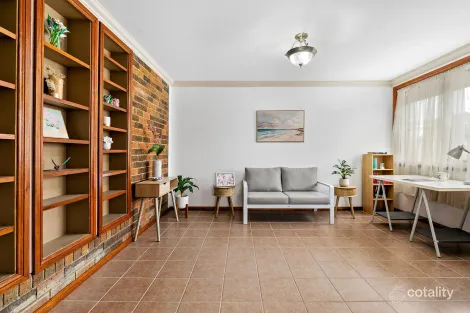 Property photo of 25 Glencairn Crescent Broadmeadows VIC 3047