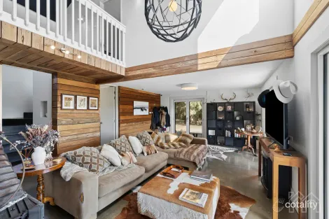 Property photo of 25 Lowden Close Goldie VIC 3435