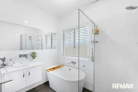 Property photo of 4 Mallee Place Nambour QLD 4560