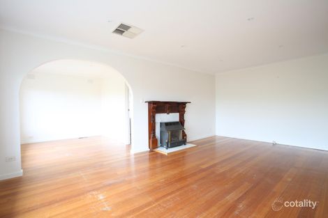 Property photo of 24 Centre Way Glenroy VIC 3046