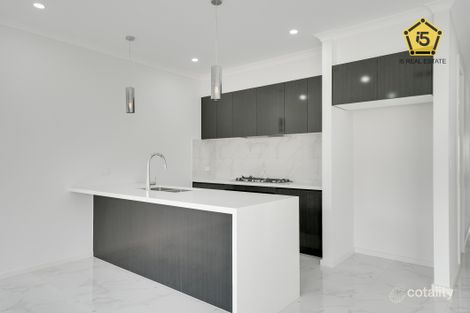Property photo of 12 Lahore Close Mount Cottrell VIC 3024