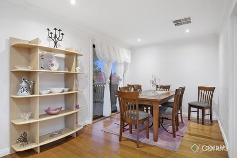 Property photo of 3 Pilosa Place Endeavour Hills VIC 3802