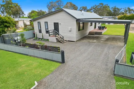 Property photo of 4 Tamboritha Terrace Coongulla VIC 3860