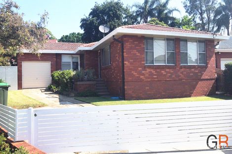 Property photo of 12 David Place Peakhurst NSW 2210