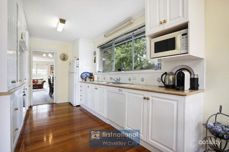 Property photo of 32 Walker Road Mount Waverley VIC 3149