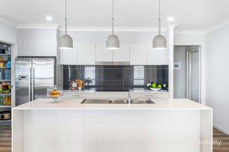 Property photo of 17 Vantage Court Bolwarra NSW 2320