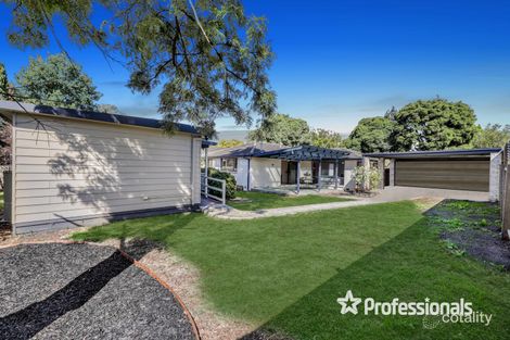 Property photo of 132 Hayrick Lane Mooroolbark VIC 3138