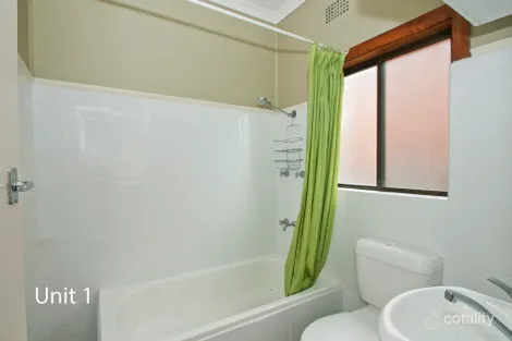 Property photo of 10 Barina Avenue Lake Heights NSW 2502