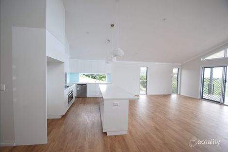 Property photo of 18 Naomi Drive Taroomball QLD 4703