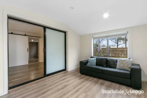 Property photo of 4 James Street Moe VIC 3825