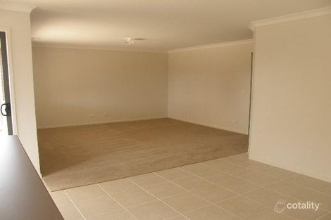Property photo of 59 Nossal Drive Point Cook VIC 3030