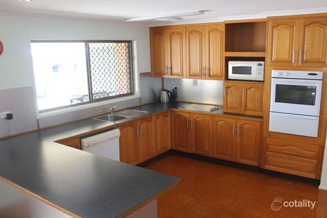 Property photo of 68 Booth Avenue Tannum Sands QLD 4680