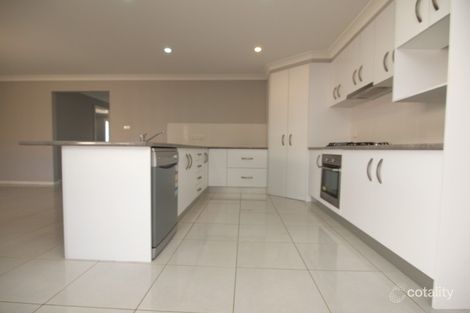 Property photo of 73 Botanic Way Orange NSW 2800