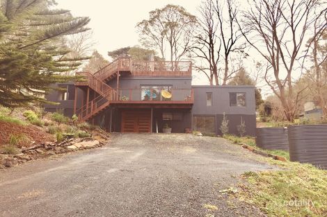 27 Boundary Rd W, Emerald, VIC 3782