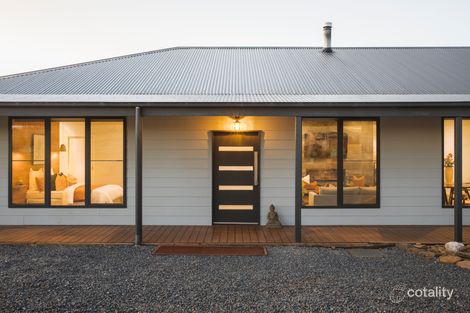 Property photo of 290 Mountain Road Gembrook VIC 3783