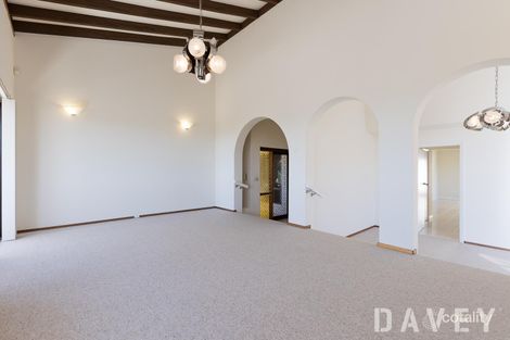 Property photo of 18 Luccombe Way Karrinyup WA 6018