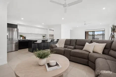 Property photo of 102 Samarai Drive Kawungan QLD 4655