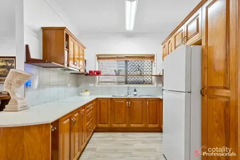 Property photo of 1 Jeffries Street Yeppoon QLD 4703