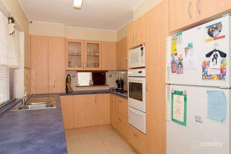Property photo of 2 Daymar Drive Mooroolbark VIC 3138