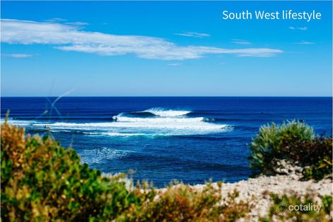 Property photo of 7 Gunyulgup Valley Drive Yallingup WA 6282
