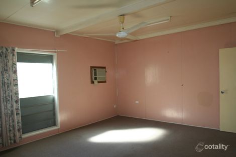 Property photo of 21 Dundas Street Emerald QLD 4720