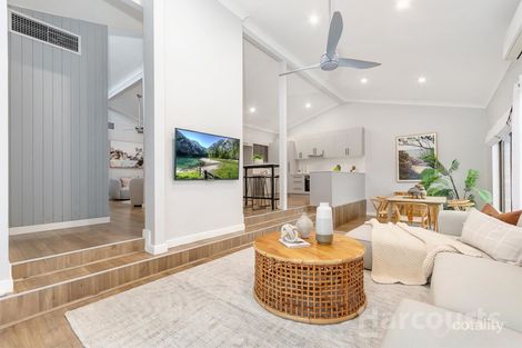 Property photo of 7 Rowsley Way Carine WA 6020