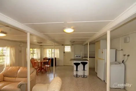 Property photo of 19 Foxton Street Indooroopilly QLD 4068