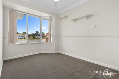 Property photo of 13 Stirling Close Port Kennedy WA 6172