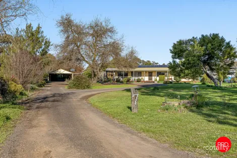 7 Craven Cres, Heathcote, VIC 3523