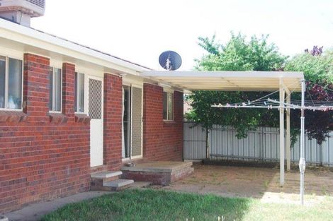 Property photo of 16 Matheson Place Estella NSW 2650