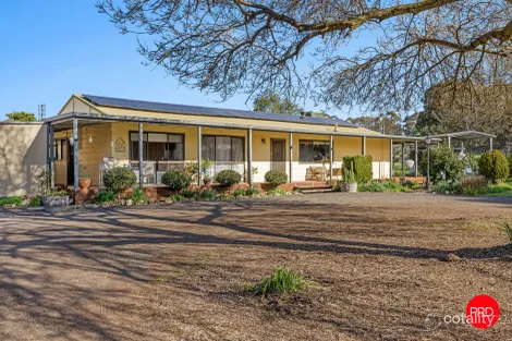 Property photo of 7 Craven Crescent Heathcote VIC 3523