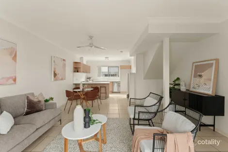 Property photo of 2/25 Grasspan Street Zillmere QLD 4034