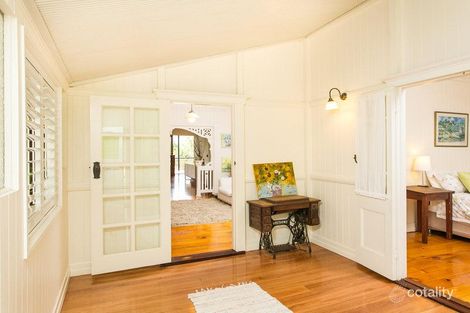 Property photo of 29 Alexandra Street Bardon QLD 4065
