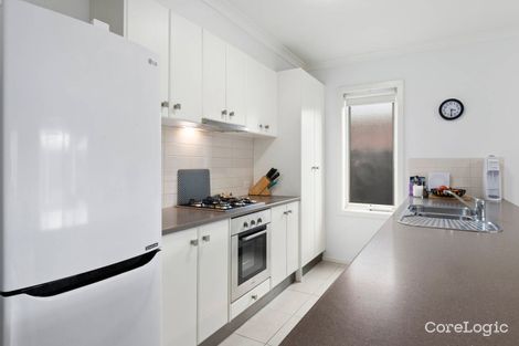 Property photo of 1/4 Roslyn Road Belmont VIC 3216