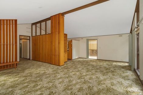 Property photo of 10 Wyndham Crescent Surrey Downs SA 5126