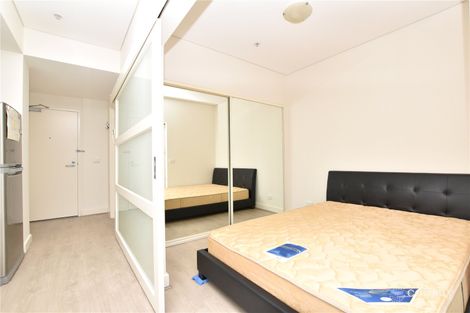 Property photo of 1006/455 Elizabeth Street Melbourne VIC 3000