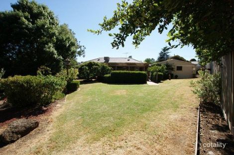 5 Grandvalley Dr, Chirnside Park, VIC 3116