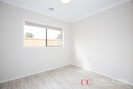 Property photo of 29 Seahawk Crescent Clyde North VIC 3978