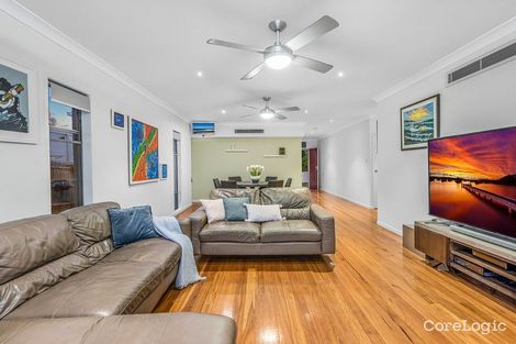 Property photo of 60 Hannah Street Mount Ommaney QLD 4074