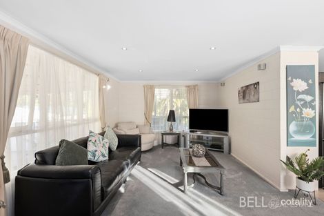Property photo of 8 Matthews Court Launching Place VIC 3139